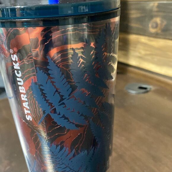 Starbucks 2022 Fall Blue Fern Acrylic 24oz Venti Tumbler w/Screw top Lid & Straw - Picture 3 of 5